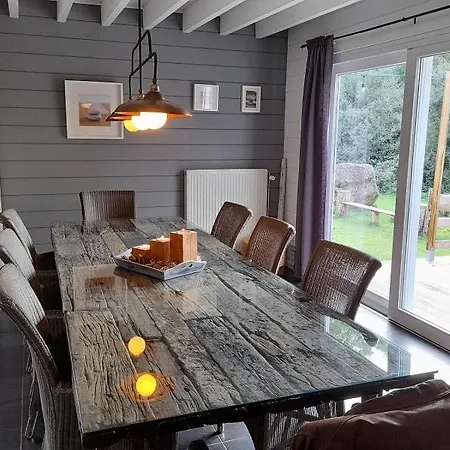 La Maison Du Sourire *